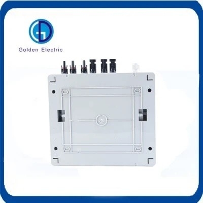 Plastic DC Solar PV Combiner Box 550V 4input 1output PV Box With Monitoring
