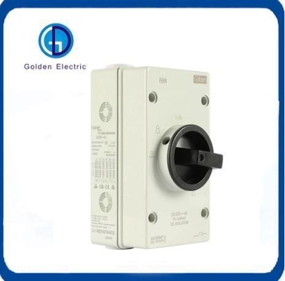 Customizable IP66 Solar DC Isolator Switch Easy Operation with Real Time Detection