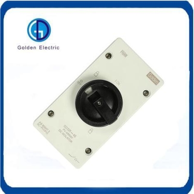 Customizable IP66 Solar DC Isolator Switch Easy Operation with Real Time Detection