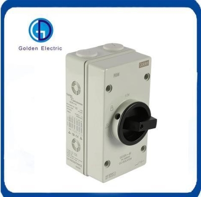 Customizable IP66 Solar DC Isolator Switch Easy Operation with Real Time Detection