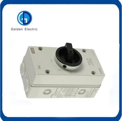 Customizable IP66 Solar DC Isolator Switch Easy Operation with Real Time Detection
