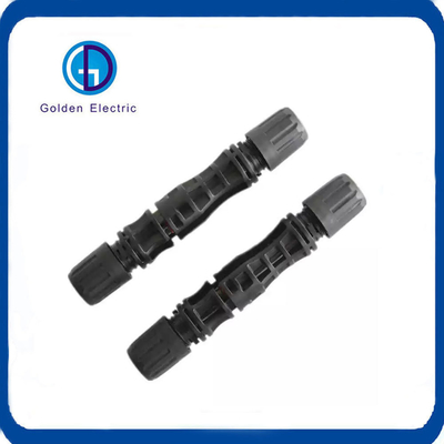 Wear Resistant MC4 Chassis Connector 1500V DC 30A with Lightning Protection