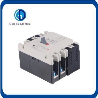 DC Moulded 50 Amp Circuit Breaker Fire Resistance For Solar PV Power Distribution